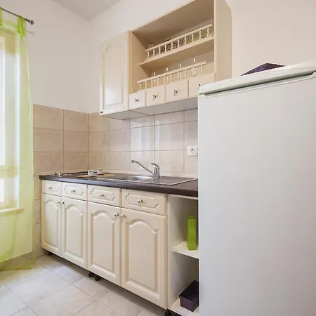 Cozy One-bedroom Zadar